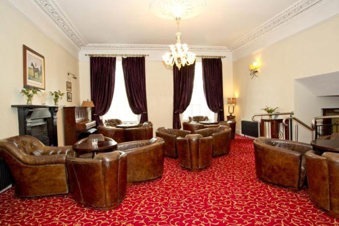 Annebrook House Hotel Мълингар Екстериор снимка