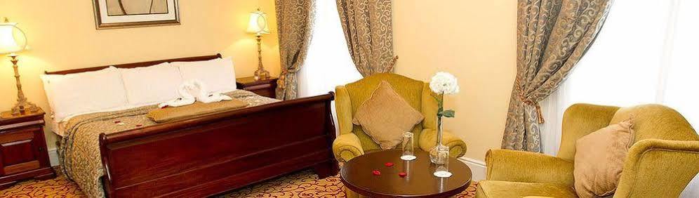 Annebrook House Hotel Мълингар Екстериор снимка