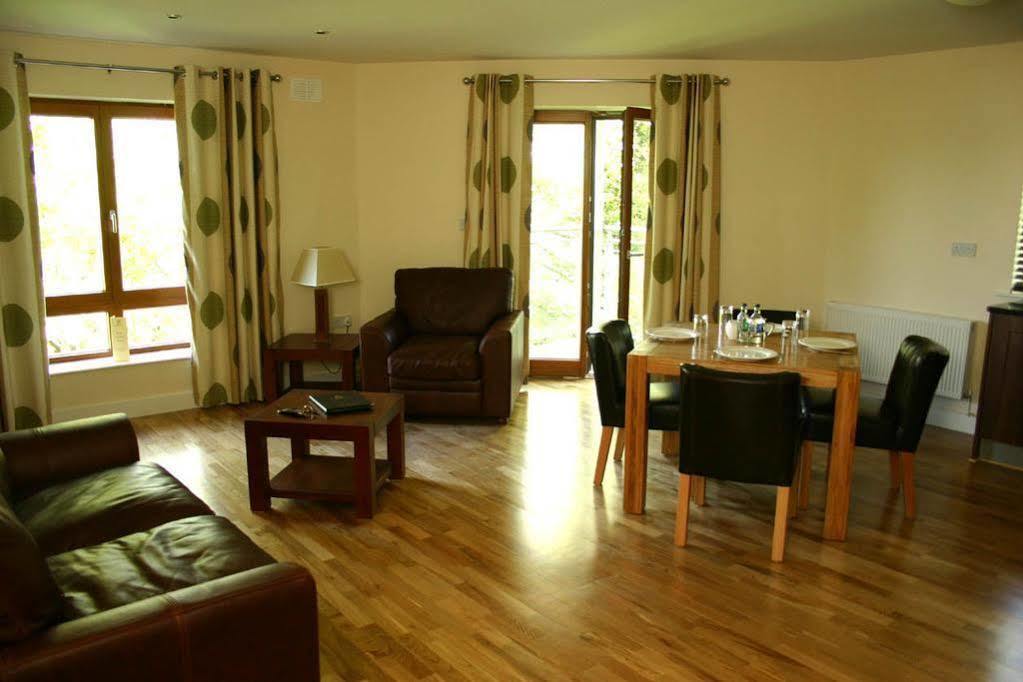 Annebrook House Hotel Мълингар Стая снимка
