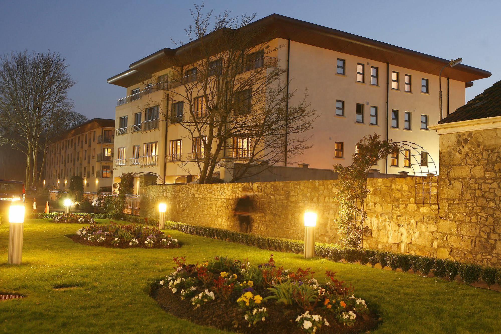 Annebrook House Hotel Мълингар Екстериор снимка
